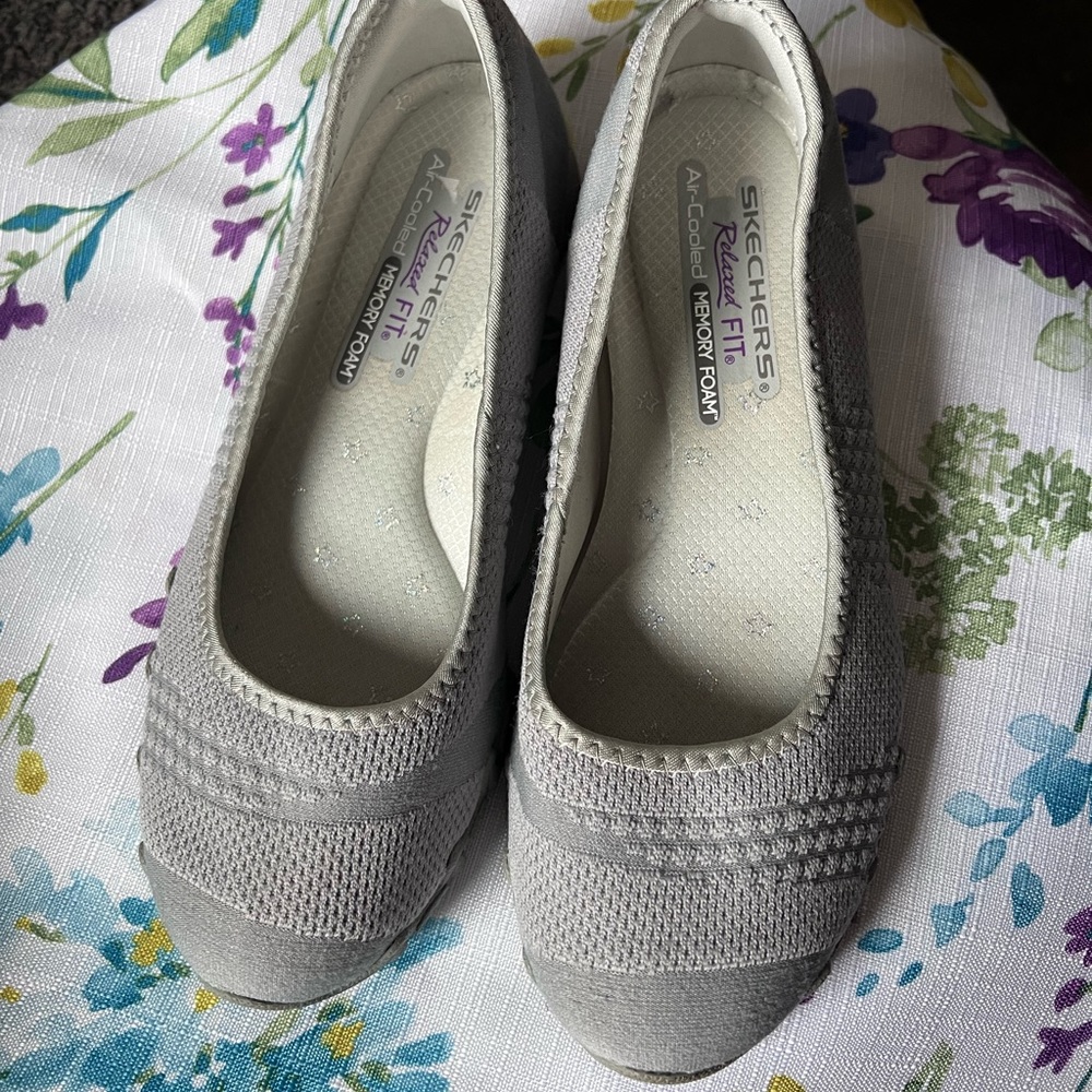 Sketchers Size 7